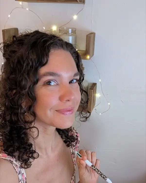 Portrait de Mélissa Tellaa, rédactrice web SEO et journaliste à Lyon
